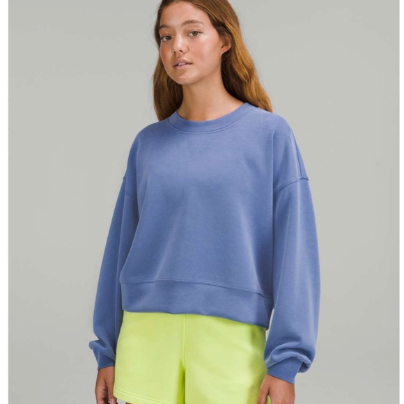 Lululemon Softstreme Perfectly Oversized Cropped Crew - Picture 3 of 6